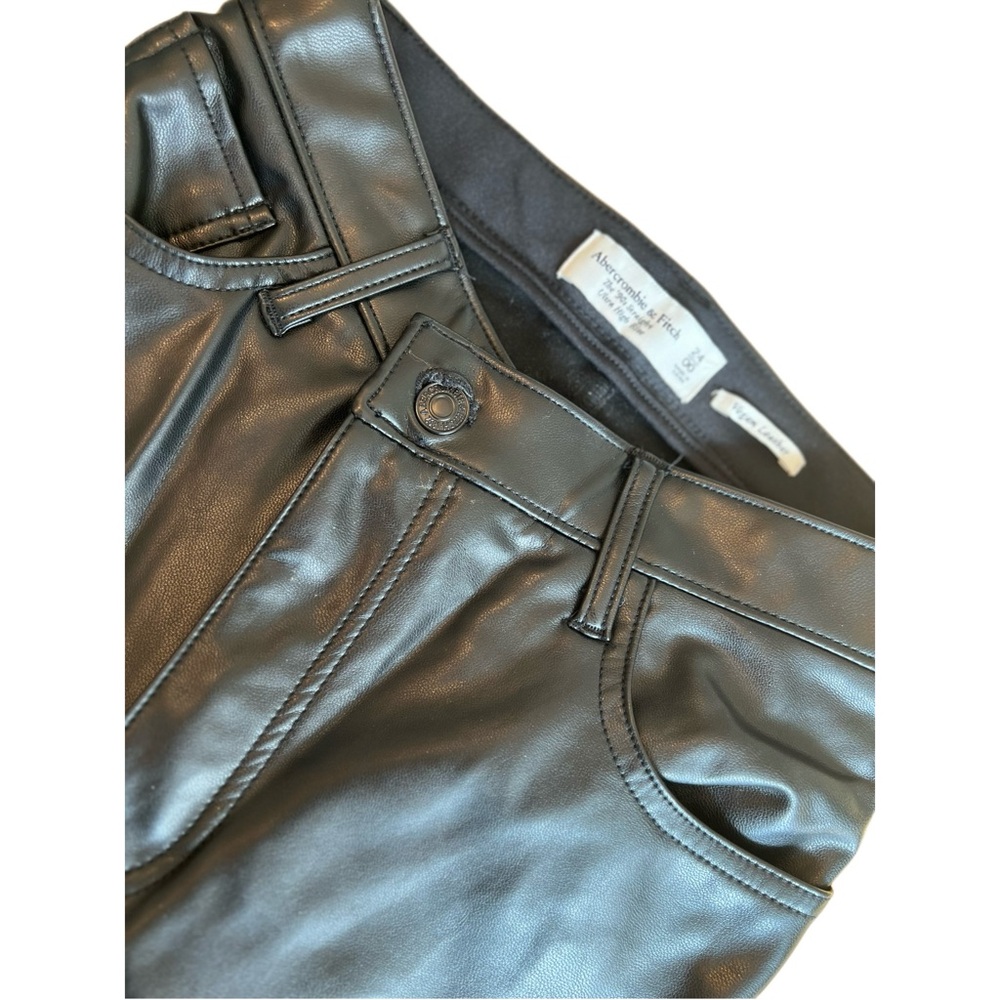 Abercrombie & Fitch Vegan Leather 90s Straight Pant